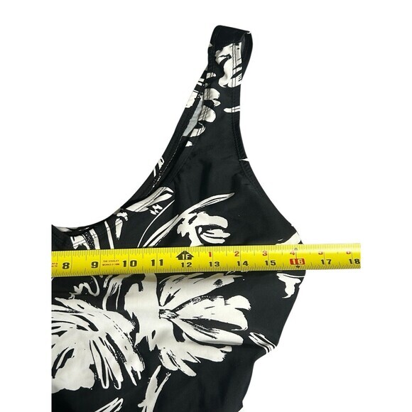 Beach Belle Plus Size 18 Black White Floral Leaves Skirt One Piece Swimsuit‎ - Picture 4 of 6